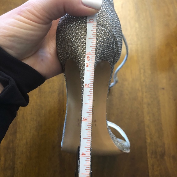 Stuart Weitzman Nudist Gold sandals, size 8.5 - Picture 8 of 8